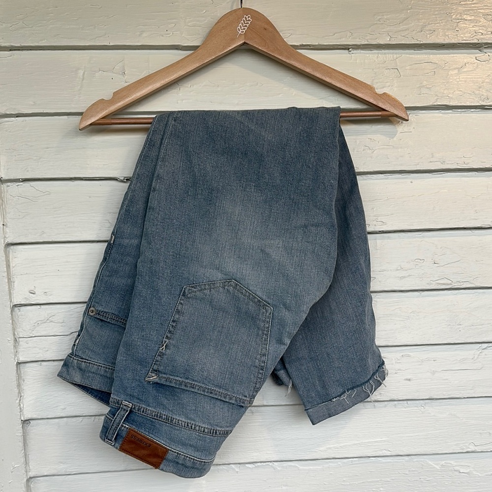 Express Relaxed and Destructed Blue Jeans with Classic Stitching Girlfriend 12